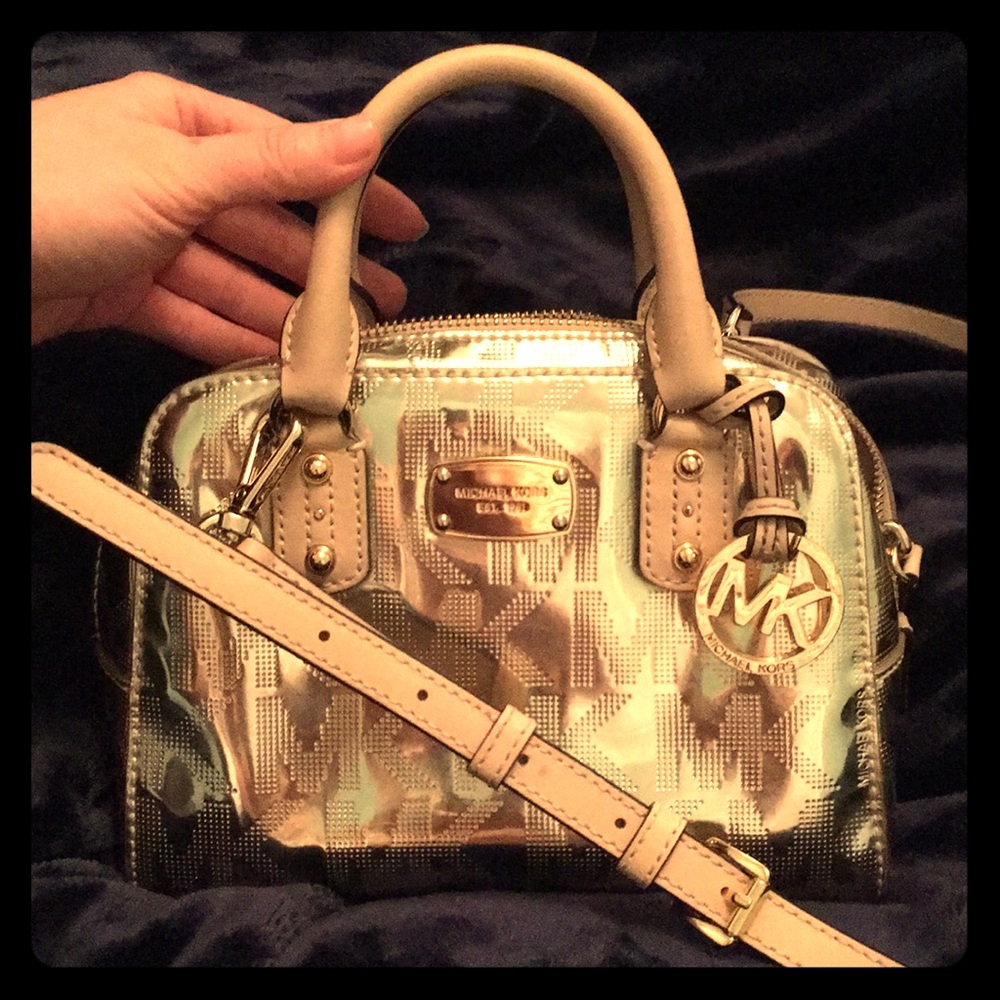 Micheal Kors mini gold purse